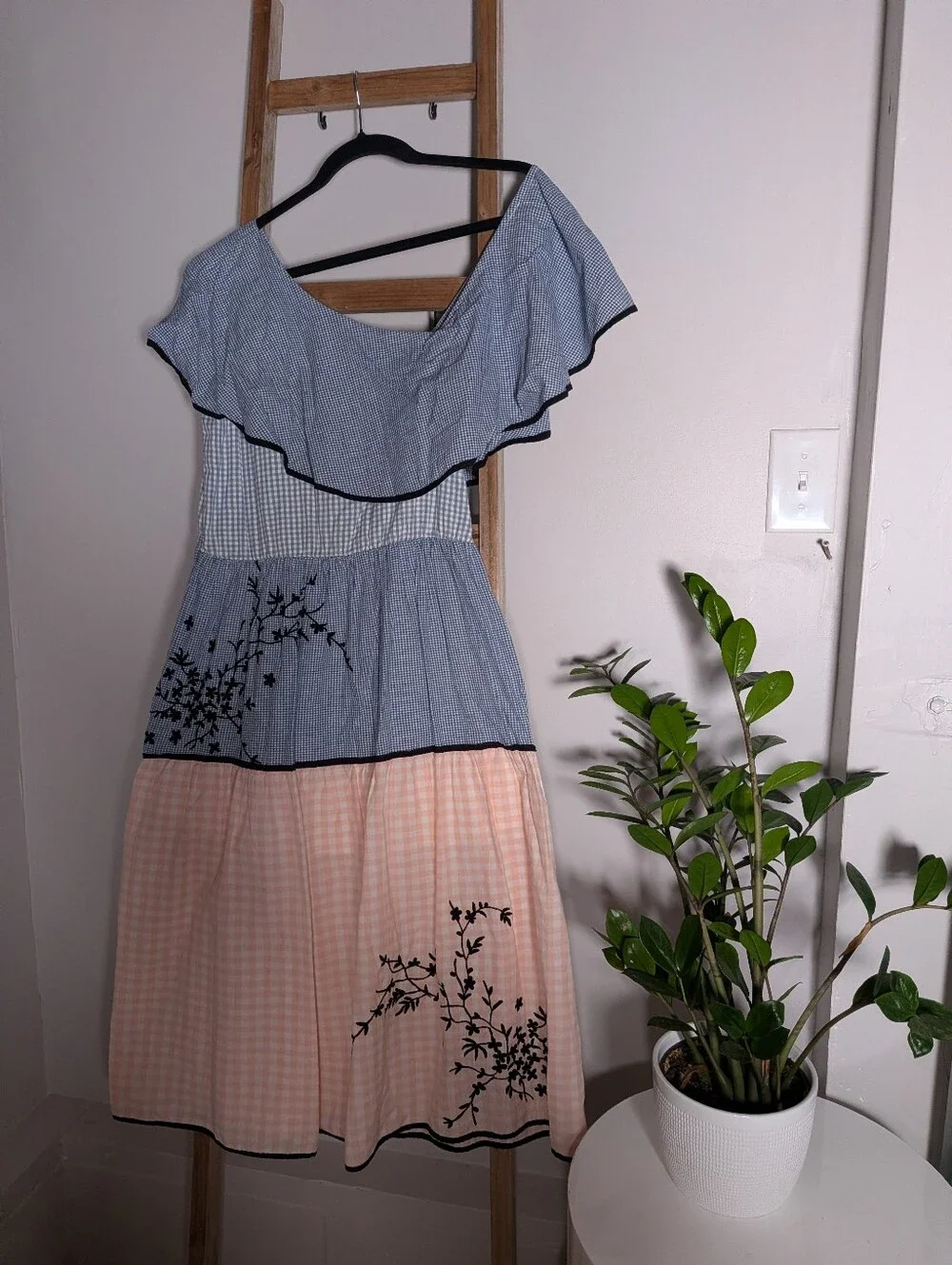 Hemant & Nandita Melantha One Shoulder Embroidered Gingham Midi Dress S - Picture 2 of 5